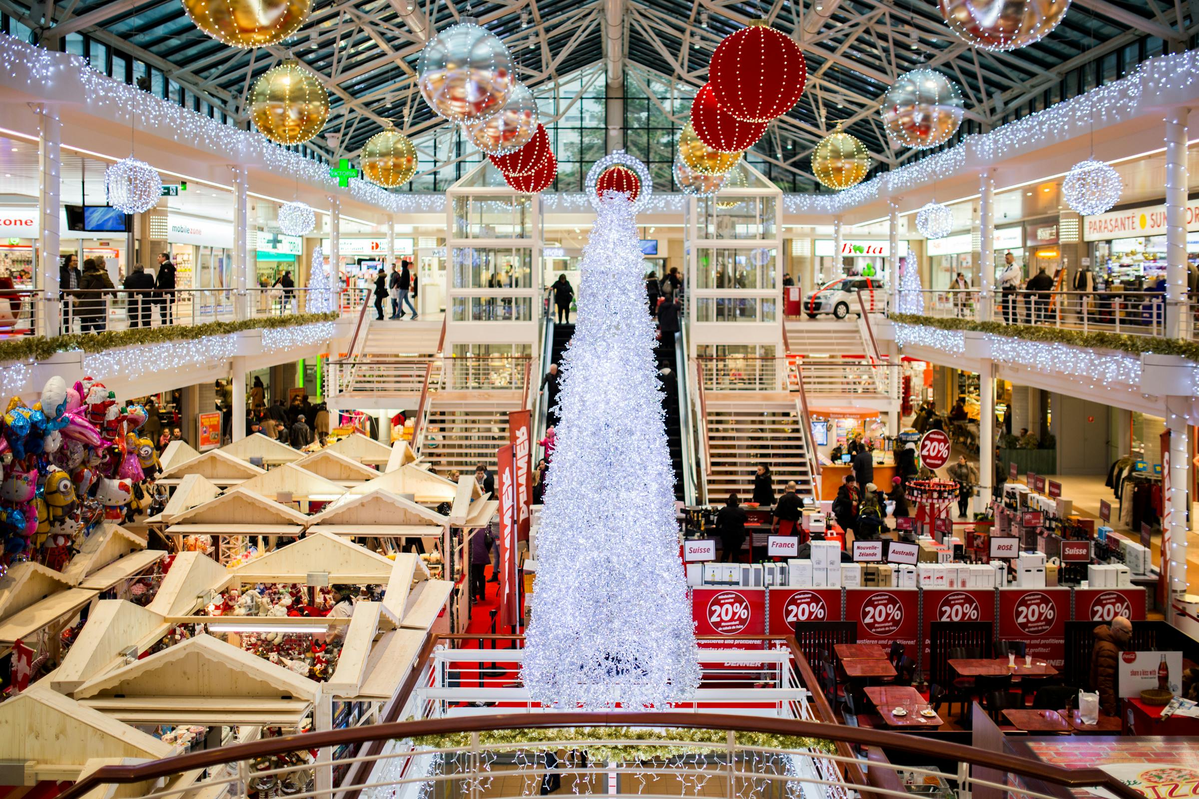 Get your Christmas shopping done in Victoria!
